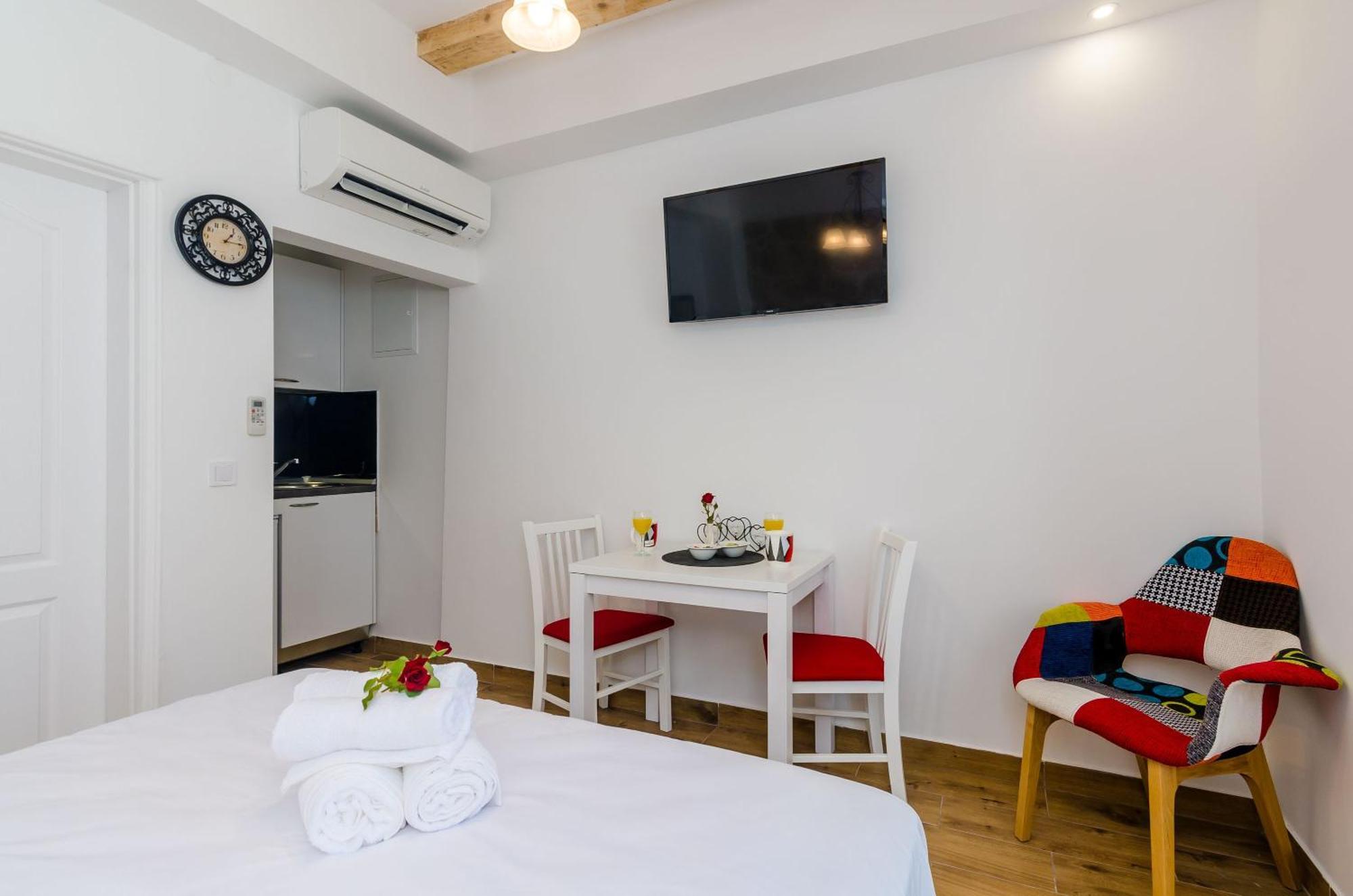 Mata Family Apartments Molunat Szoba fotó